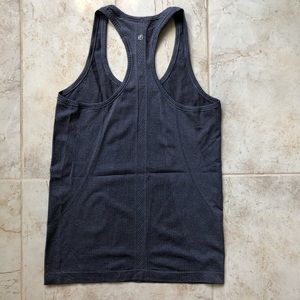 lululemon athletica Tops - Lululemon Athletica Swiftly Workout Tank 8 lululemon athletica Tops - Lululemon Athletica Swiftly Workout Tank 8